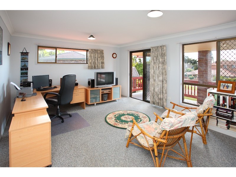 6 Falcon Avenue, Thornlands QLD 4164