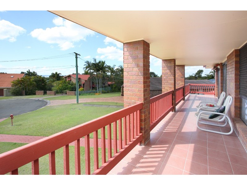 6 Falcon Avenue, Thornlands QLD 4164