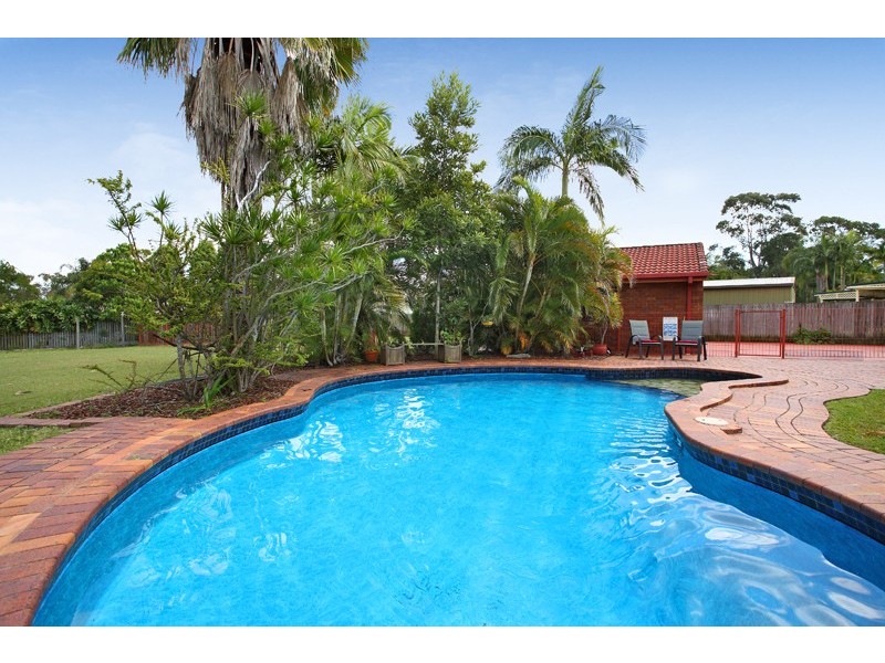 6 Falcon Avenue, Thornlands QLD 4164