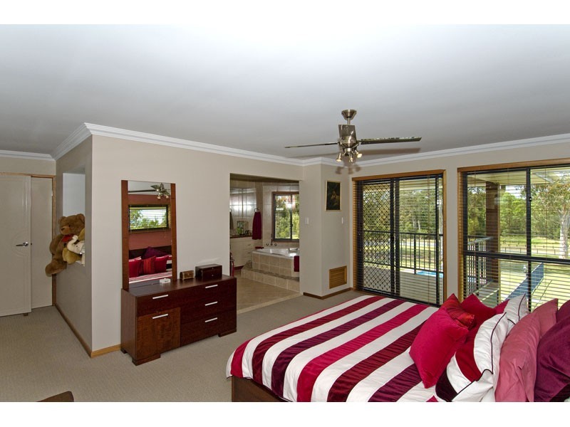 63 Luke Street, Thornlands QLD 4164