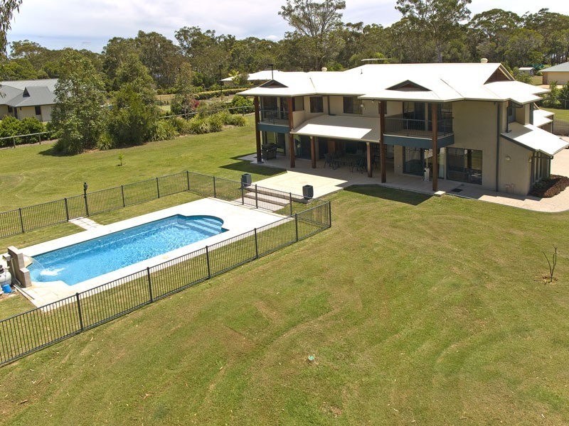 63 Luke Street, Thornlands QLD 4164