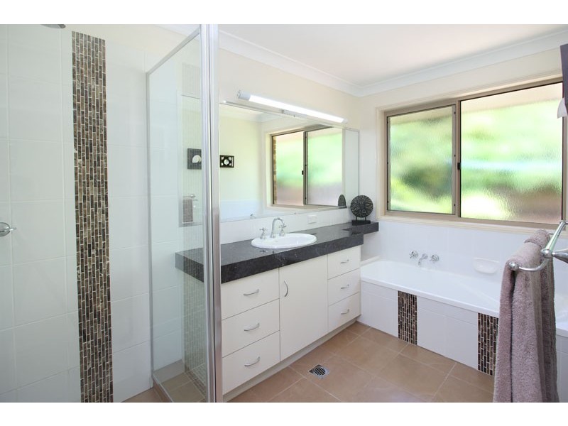 18-20 Cleary Street, Cleveland QLD 4163