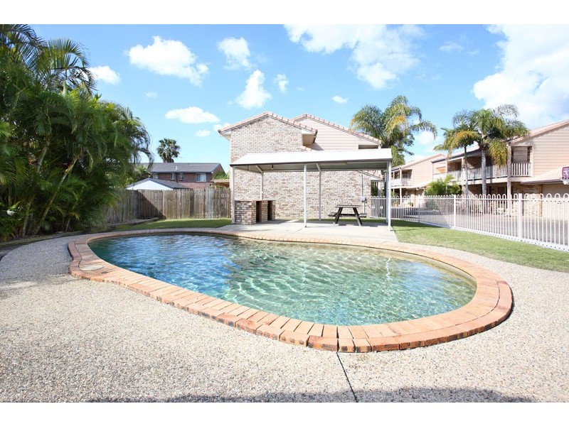 3 / 2 Holland Cres, Capalaba QLD 4157