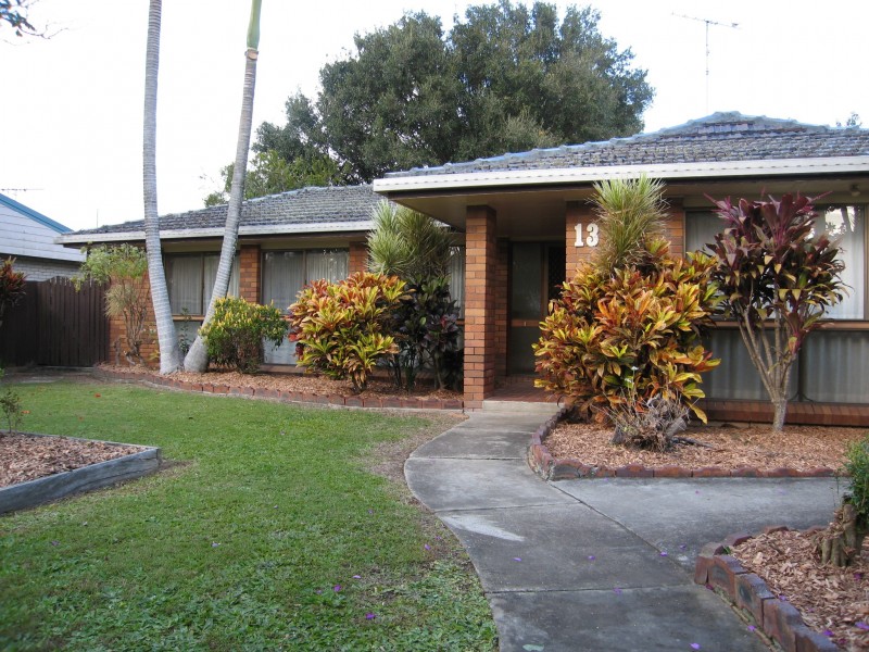 13 Sherlock Street, Victoria Point QLD 4165