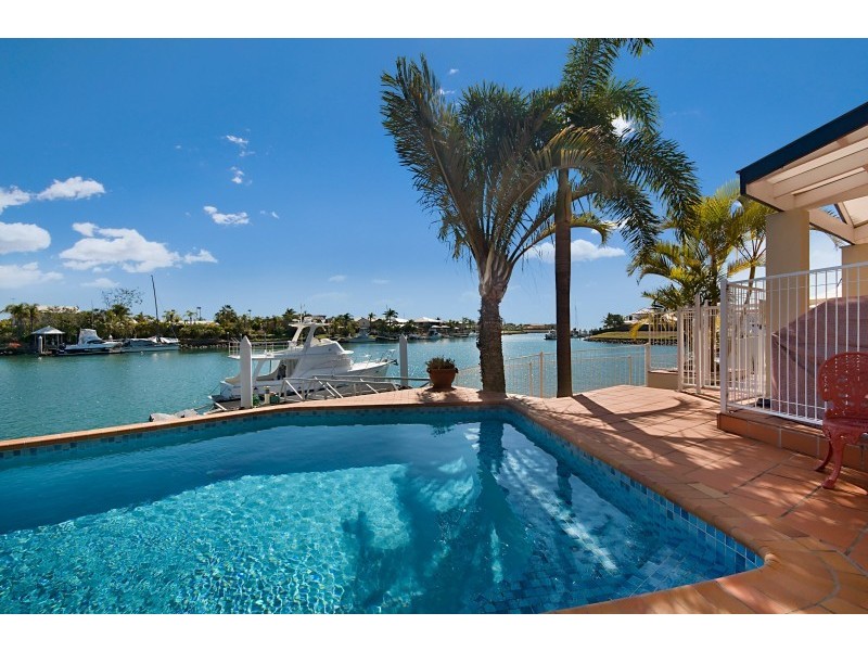 16 Mainroyal Court, Raby Bay QLD 4163