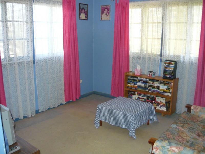 87 Joffre St, Wynnum QLD 4178