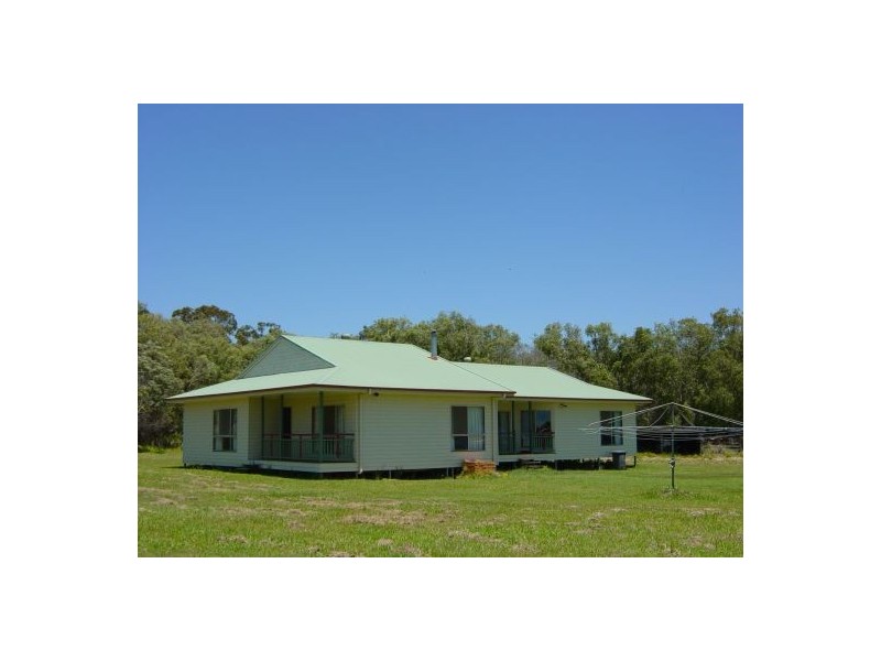 289-301 Cleveland – Redland Bay Road, Thornlands QLD 4164