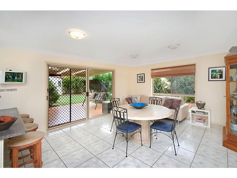 6 Vicki Place, Victoria Point QLD 4165