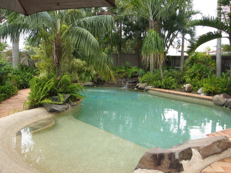 22 Rossinton Street, Birkdale QLD 4159