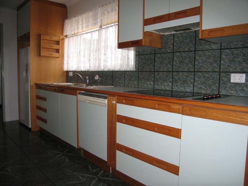 22 Rossinton Street, Birkdale QLD 4159