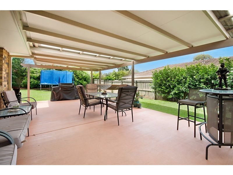 15 Leonard Street, Wellington Point QLD 4160