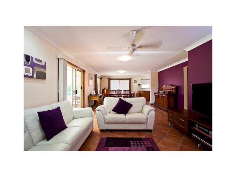 8 IVORY LANE, Ormiston QLD 4160