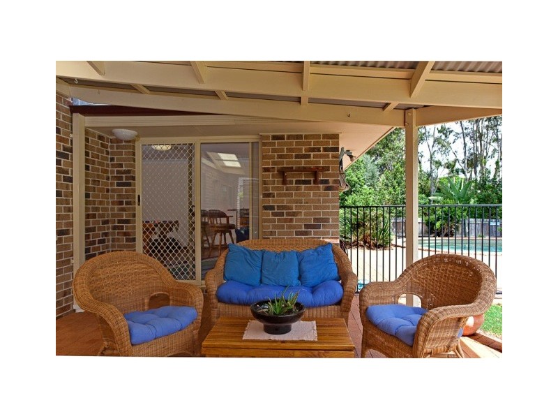 8 IVORY LANE, Ormiston QLD 4160