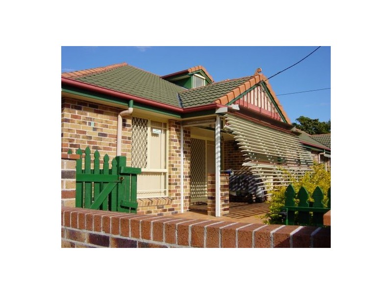 1/2 Paxton Street, Cleveland QLD 4163