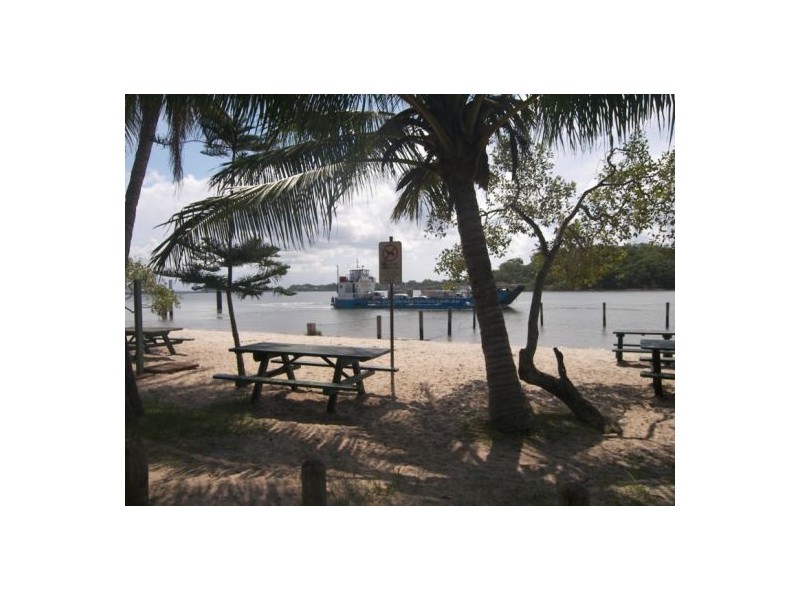 186 The Esplanade, Karragarra Island QLD 4184