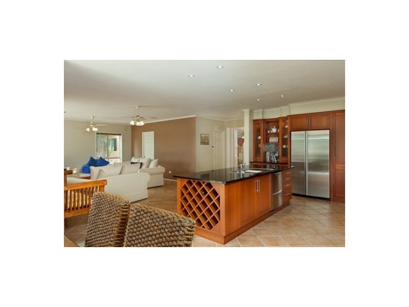 2 Ivory Lane, Ormiston QLD 4160