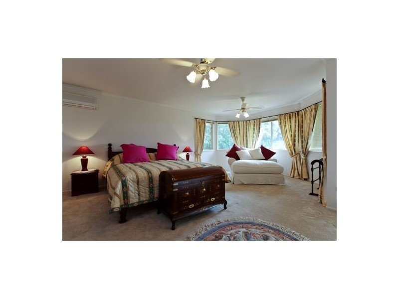 2 Ivory Lane, Ormiston QLD 4160