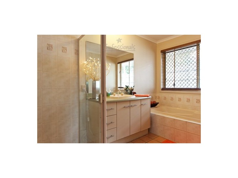 11 Greenwich Court, Alexandra Hills QLD 4161