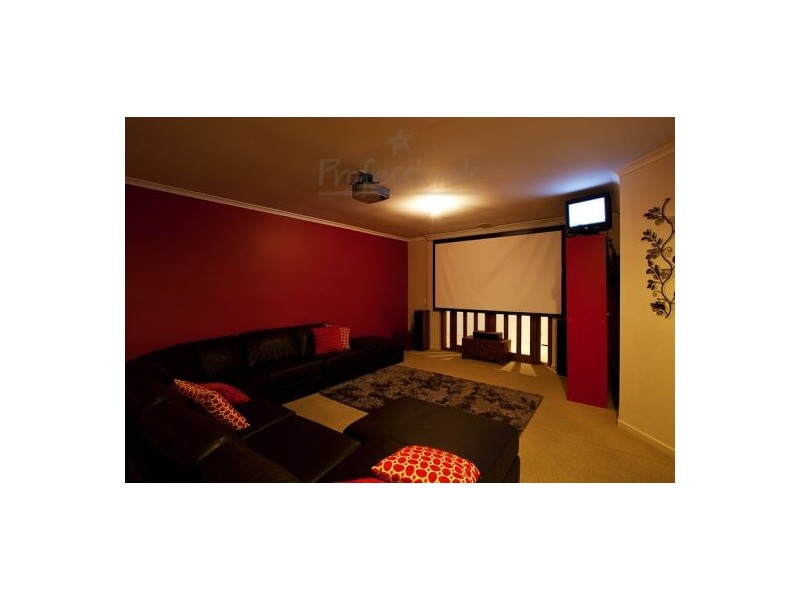 11 Greenwich Court, Alexandra Hills QLD 4161