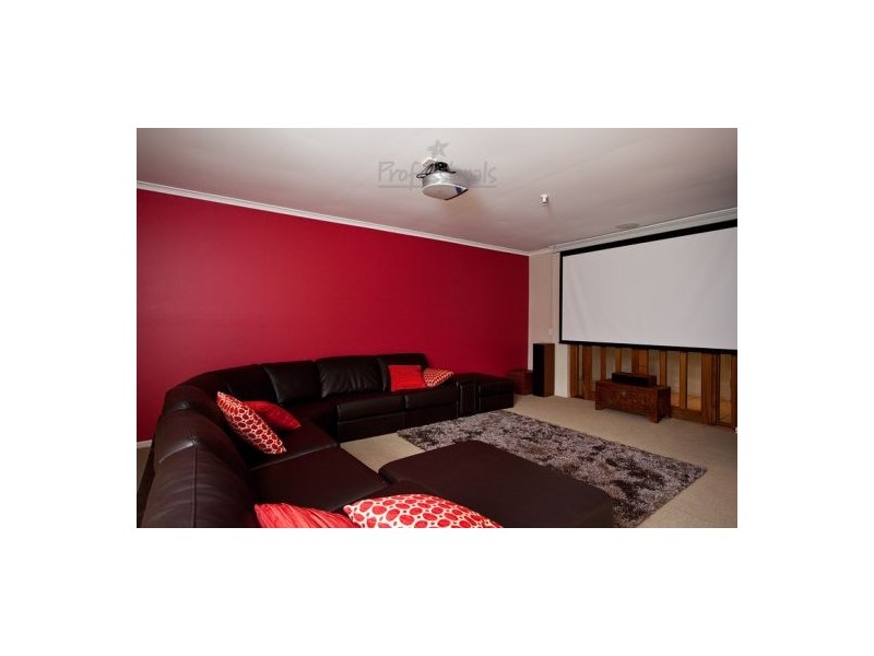 11 Greenwich Court, Alexandra Hills QLD 4161