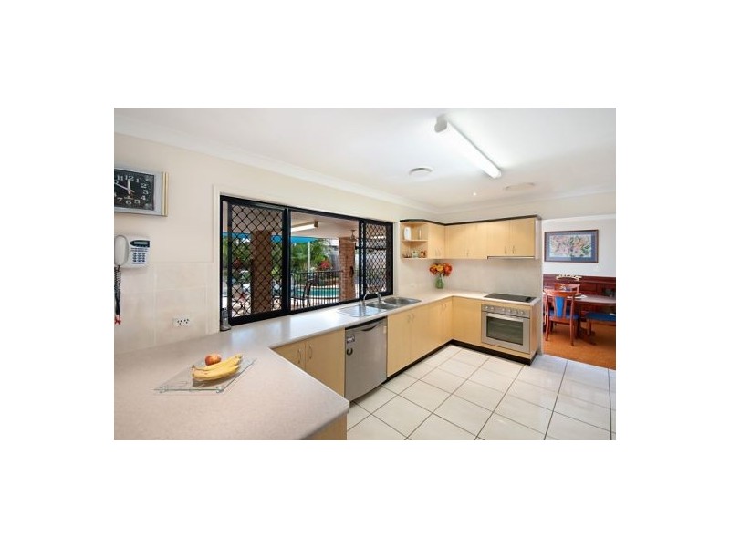 33 Primrose Drive, Thornlands QLD 4164