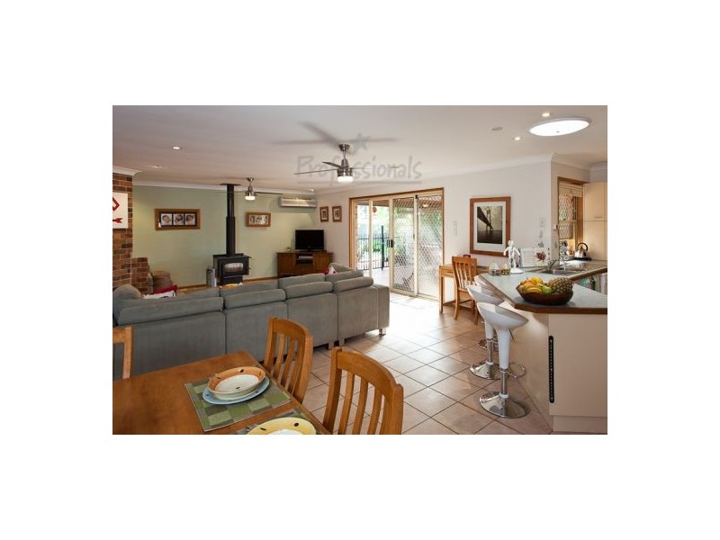 5 Carlyle Court, Wellington Point QLD 4160