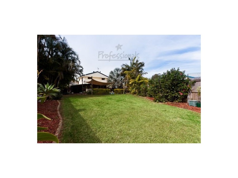 4 SANDRA COURT, Redland Bay QLD 4165