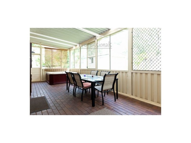 7 Rosewood Street, Birkdale QLD 4159