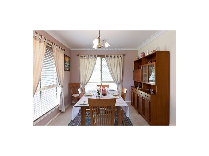 7 Rosewood Street, Birkdale QLD 4159