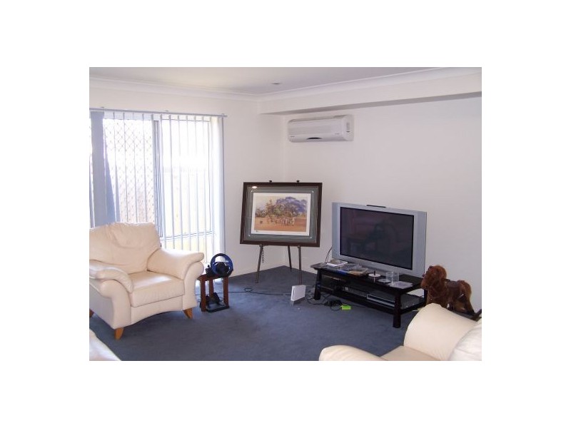 4 Caswell, crt, Redland Bay QLD 4165
