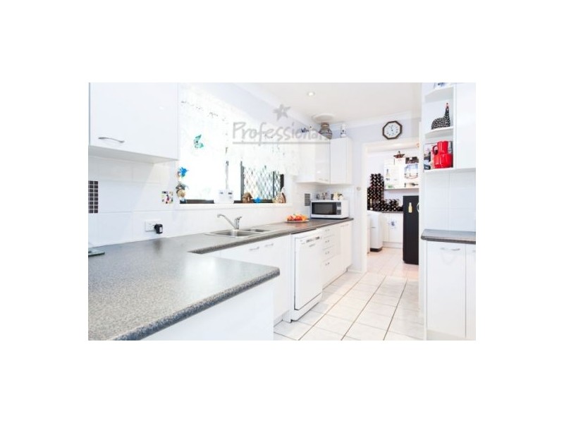 40 Highview Drive, Cleveland QLD 4163