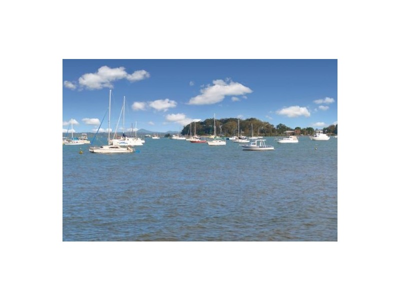 31 Orana Esplanade, Victoria Point QLD 4165