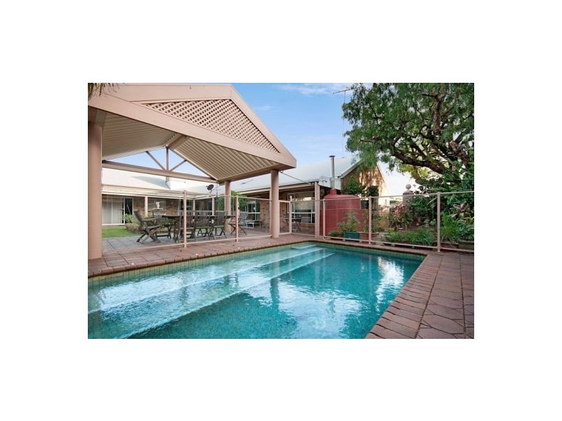 31 Orana Esplanade, Victoria Point QLD 4165