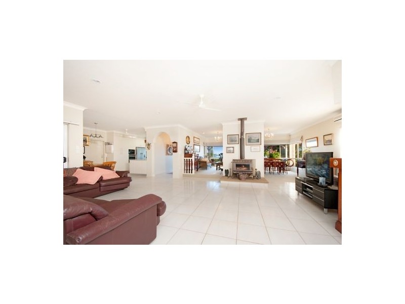 31 Orana Esplanade, Victoria Point QLD 4165
