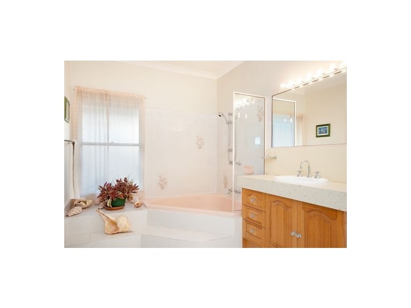31 Orana Esplanade, Victoria Point QLD 4165