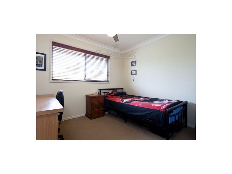 16 Spurs Drive, Wellington Point QLD 4160