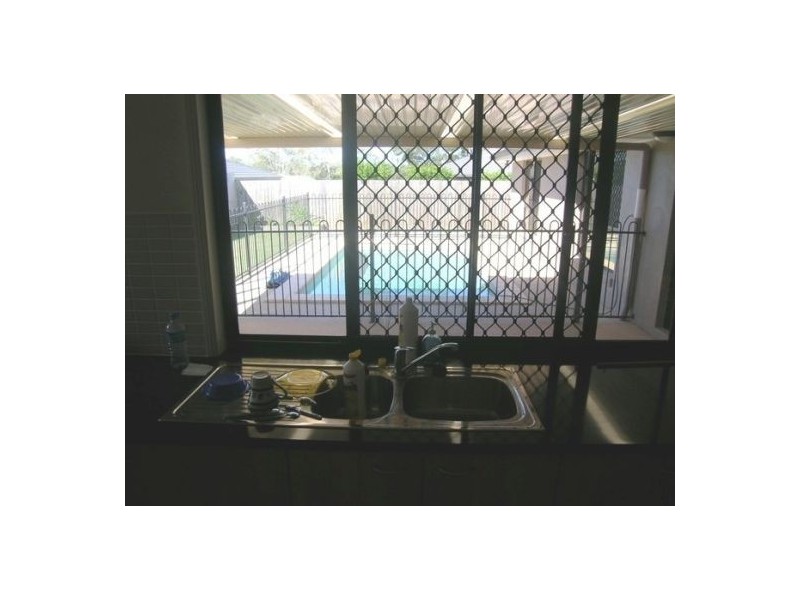 51 Trafalgar Vale Ave, Wellington Point QLD 4160