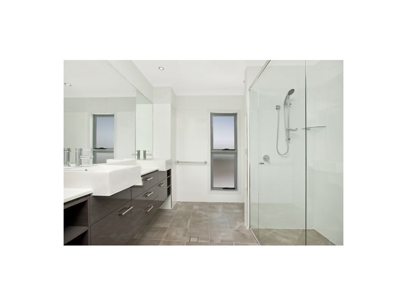 40 Longland Street, Cleveland QLD 4163