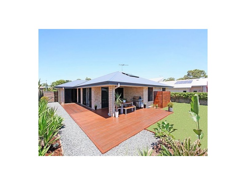 8 Syracuse Street, Redland Bay QLD 4165