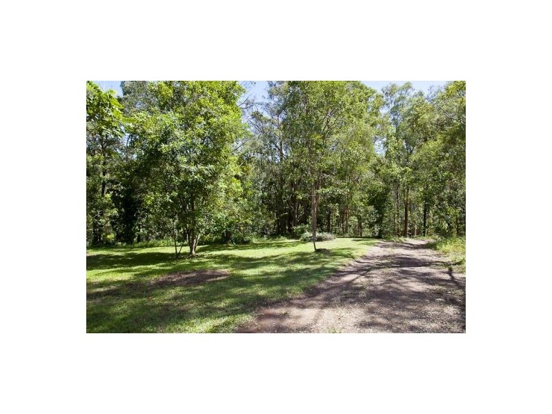 100 Pioneer Road, Sheldon QLD 4157
