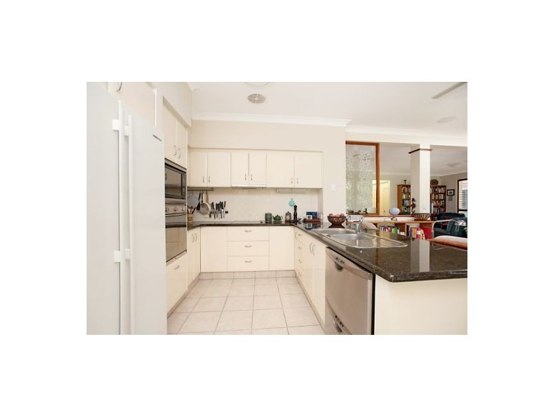 12 Fig Tree Place, Ormiston QLD 4160