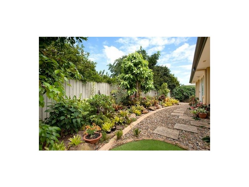 12 Fig Tree Place, Ormiston QLD 4160