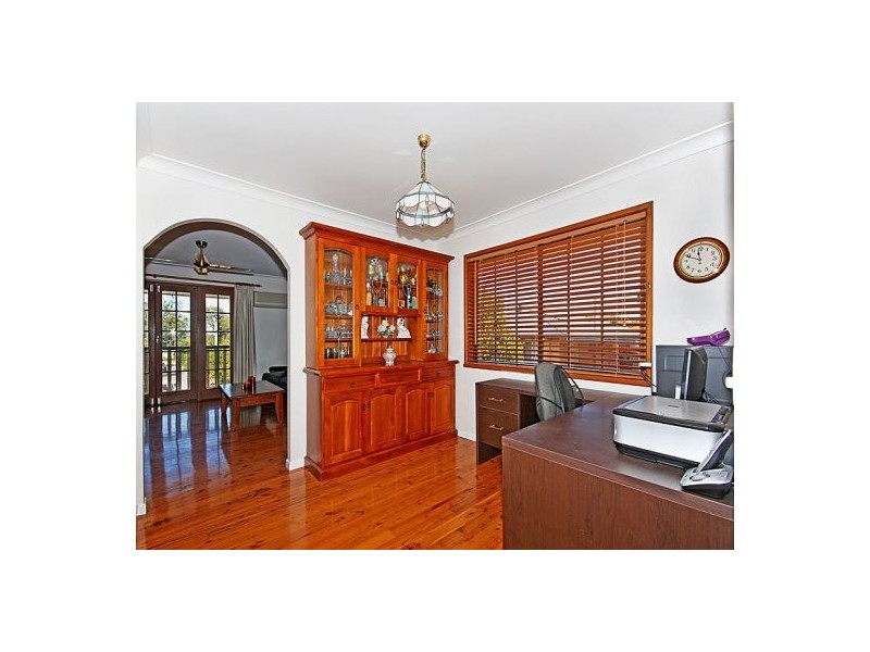 2 Dawn Crescent, Thornlands QLD 4164