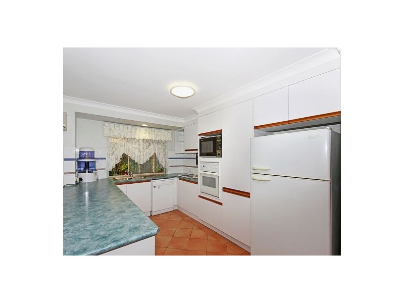 6 Spurs Drive, Wellington Point QLD 4160
