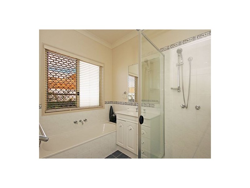 13 Gretchen Circuit, Thornlands QLD 4164