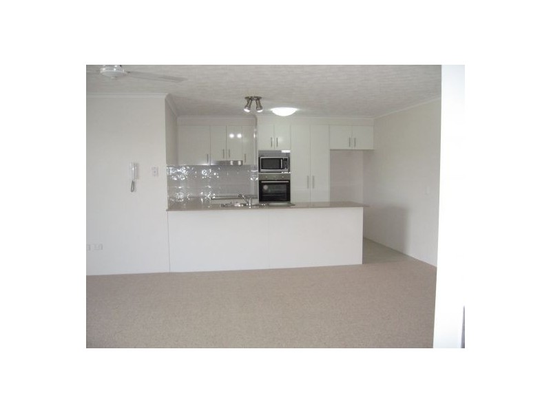 7 Shore Street East, Cleveland QLD 4163