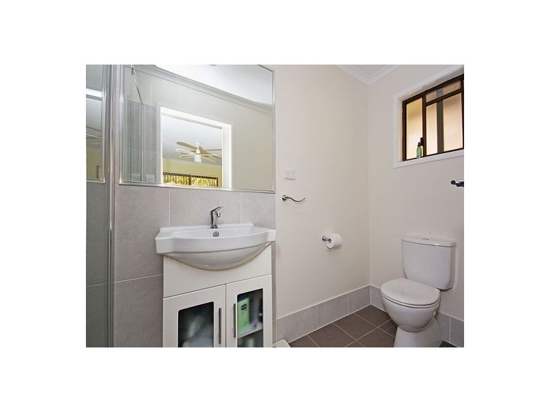 27 Cabernet Cres, Thornlands QLD 4164