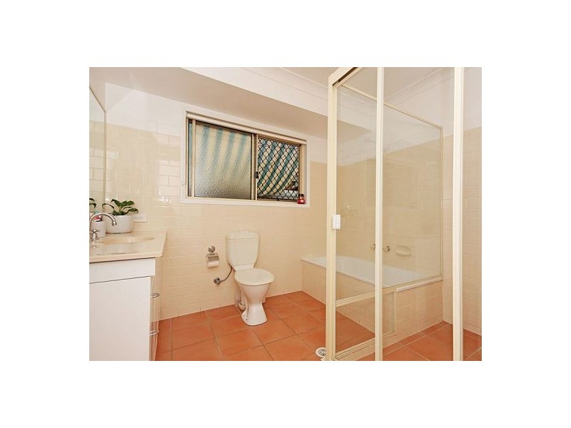 56 Fryar Street, Victoria Point QLD 4165