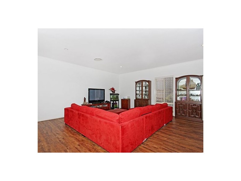 49 Sunningdale Drive, Redland Bay QLD 4165