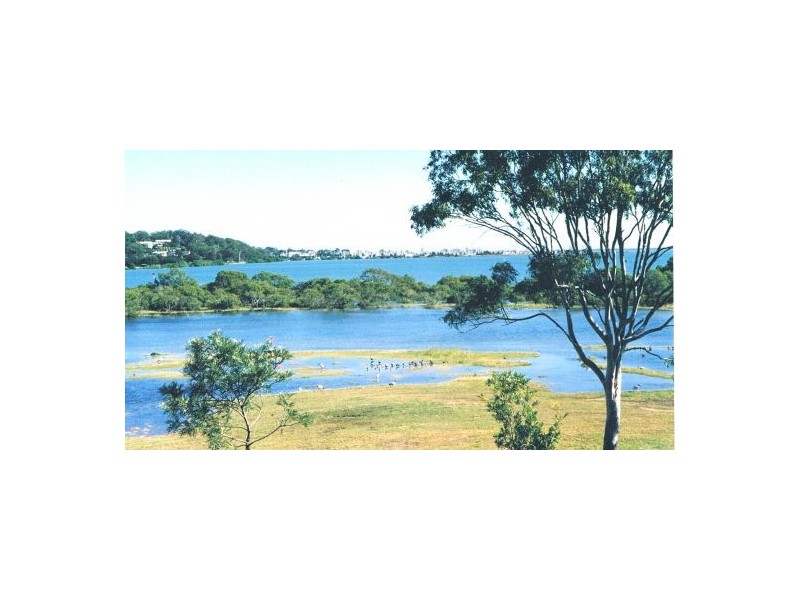 1 Mooroondu Road, Mooroondu Point,, Thorneside QLD 4158